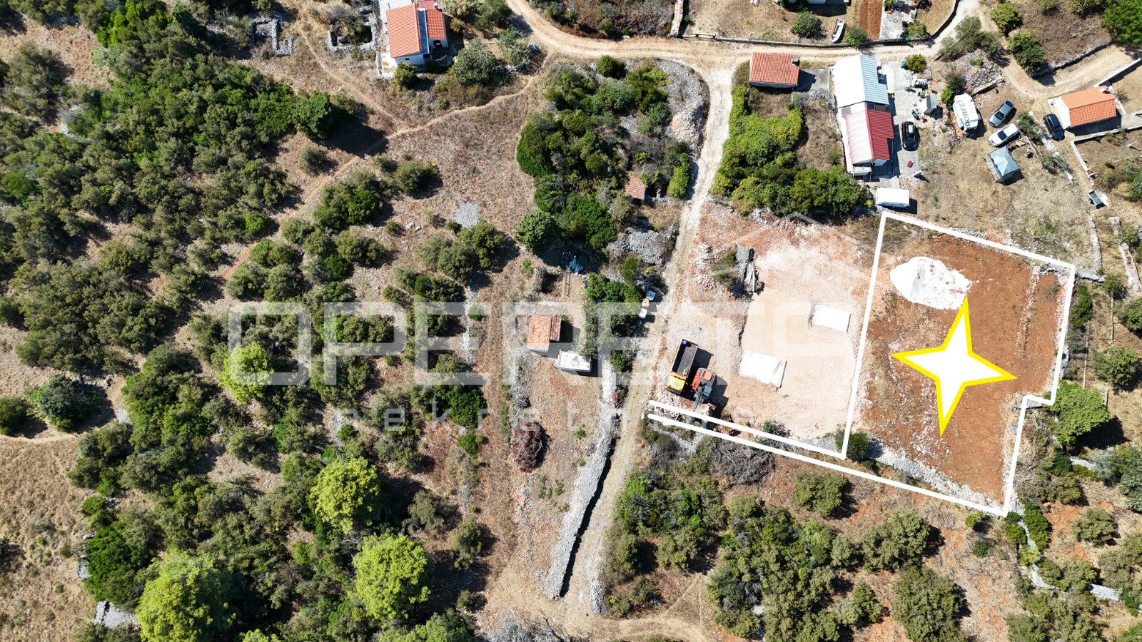 Molat 82, Molat, 942.00 m2, 92,000.00 EUR