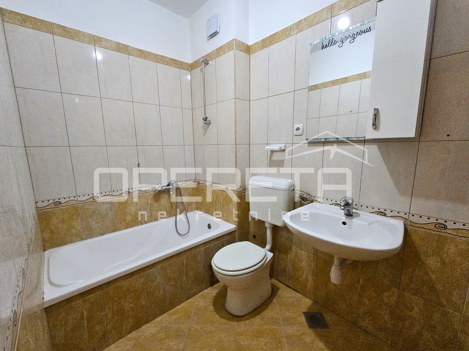 Prodaja, Stan, Kaštel Kambelovac, Ulica kralja Krešimira, 2s, 52m2