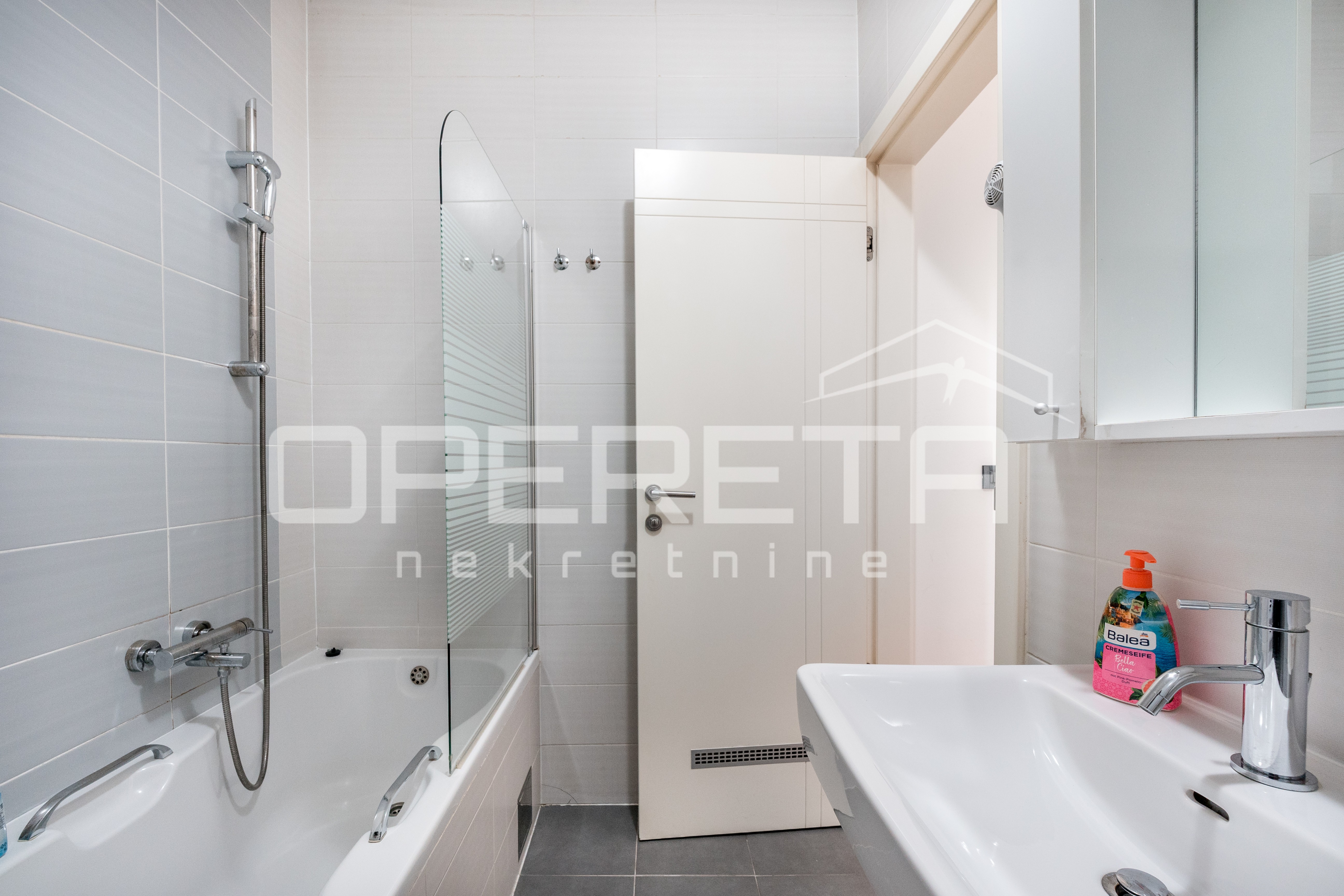 Najam, Stan, Špansko, Zagrebačka avenija, Garsonjera, 40m2