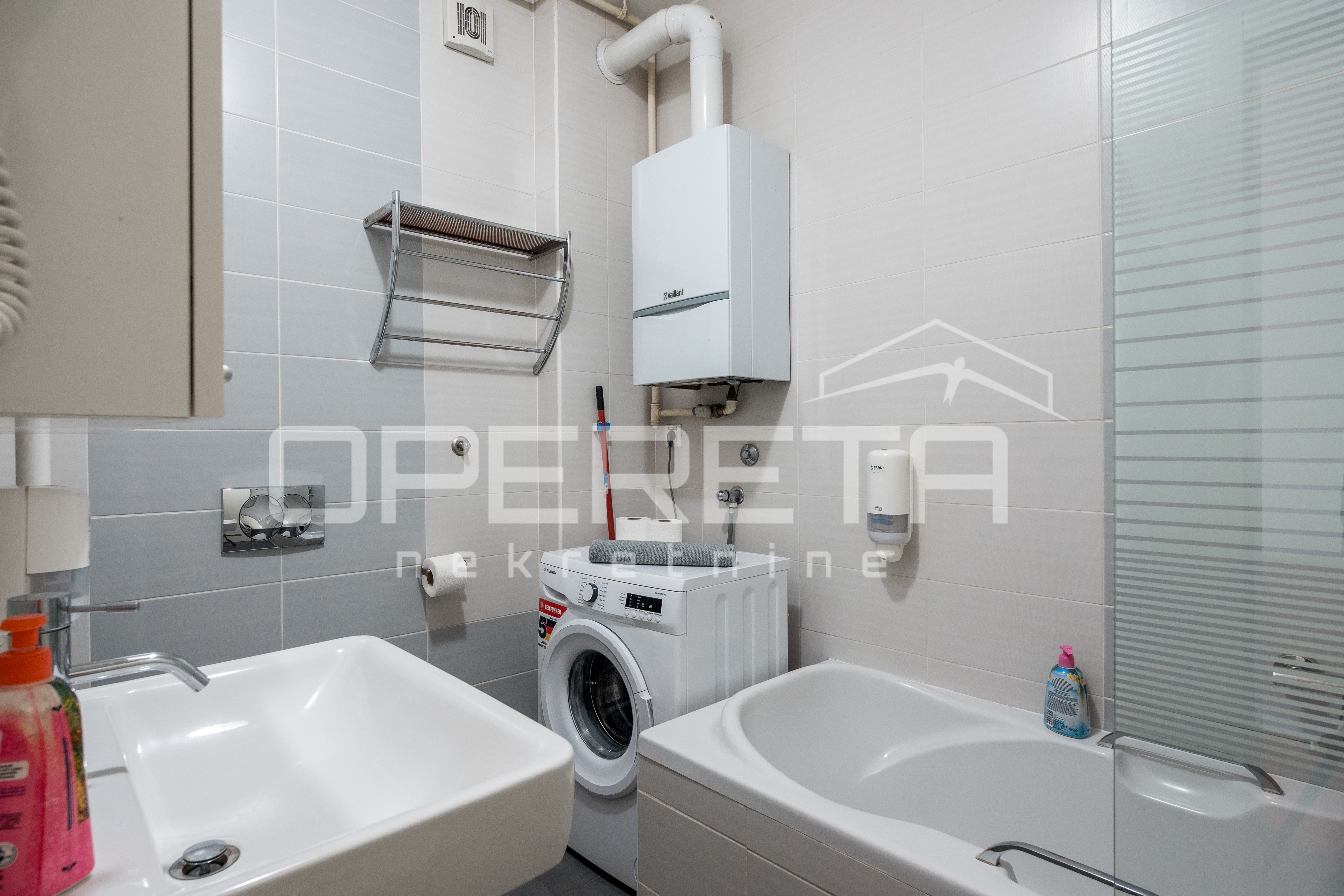 Najam, Stan, Špansko, Zagrebačka avenija, Garsonjera, 40m2